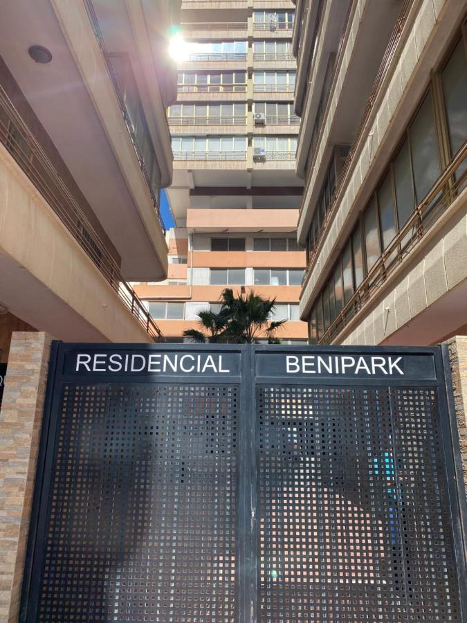 Be Luxury Apartment 20 Mts From The Beach بينايدورم المظهر الخارجي الصورة